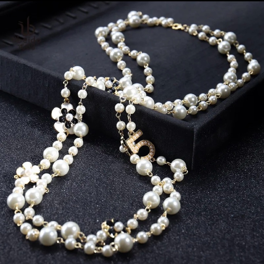 Elegant Classy Pearl Necklace Long White